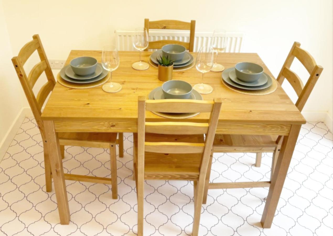 Cosy Family Home - Coventry City Centre - Entire House Eksteriør bilde