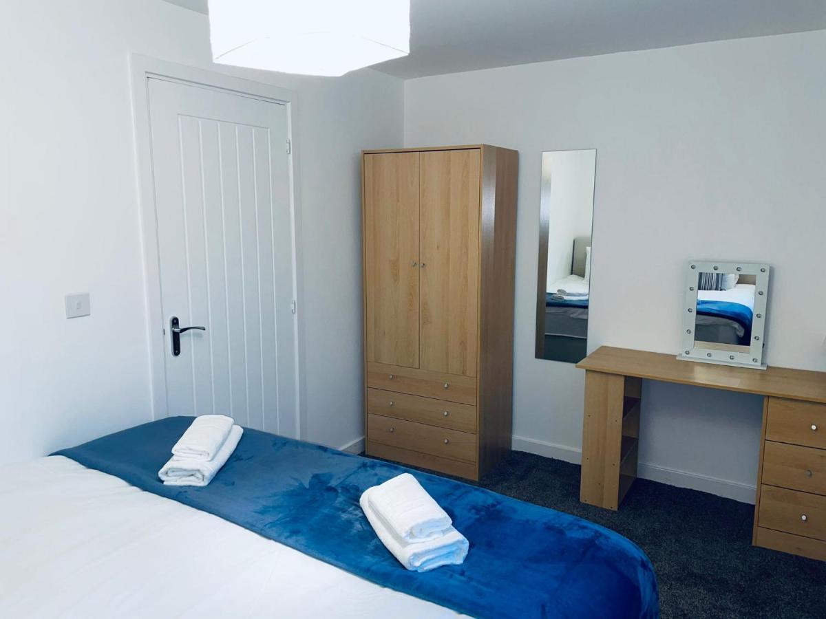 Cosy Family Home - Coventry City Centre - Entire House Eksteriør bilde